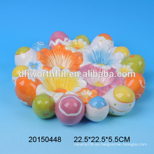 Soportes de huevo decorativos coloridos promocionales, bandeja de huevo de cerámica con la pintura hermosa de la flor